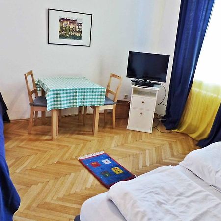 Apartment Naschmarkt Відень Номер фото